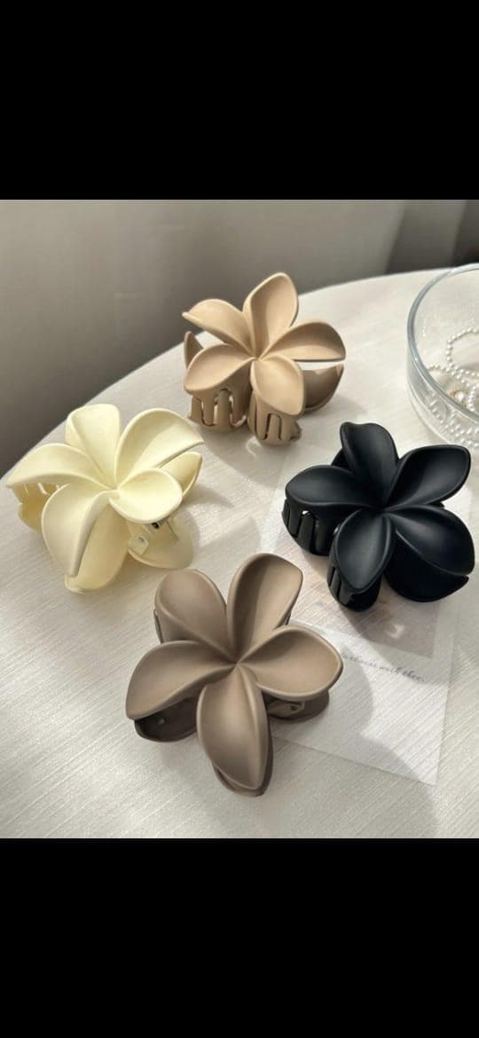 Matte Flowers Claws (Large)